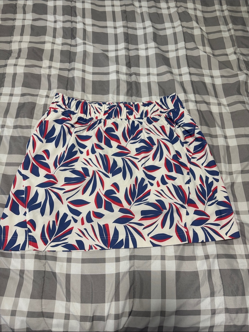 Columbia White Skirt with Blue & Red Leaf Print